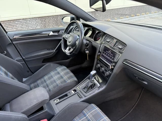 Volkswagen Golf – thumbnail 24