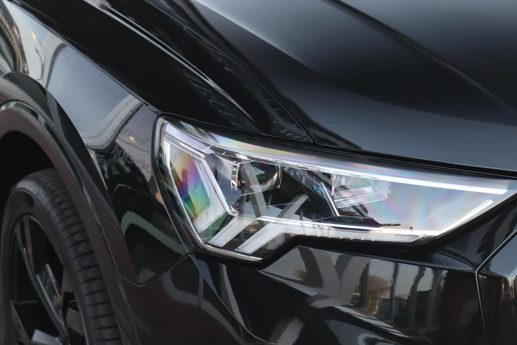 Audi Q3 – foto 18