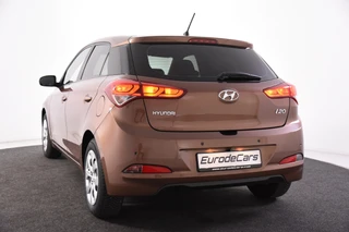 Hyundai i20 – thumbnail 8