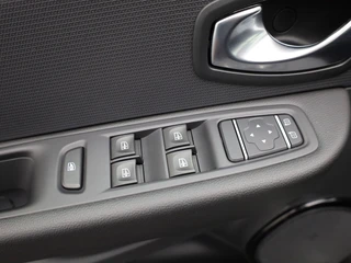 Renault Clio – thumbnail 25