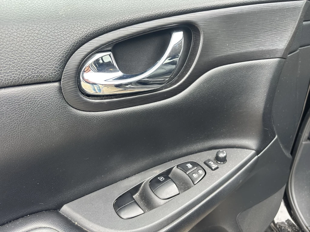 Nissan Pulsar – foto 13
