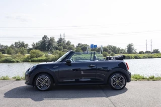 MINI Cabrio – thumbnail 5