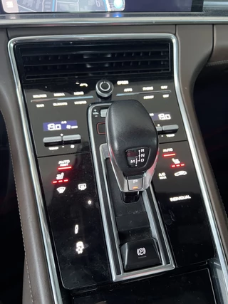 Porsche Panamera – thumbnail 20