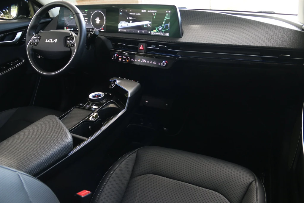 Kia EV6 – foto 11