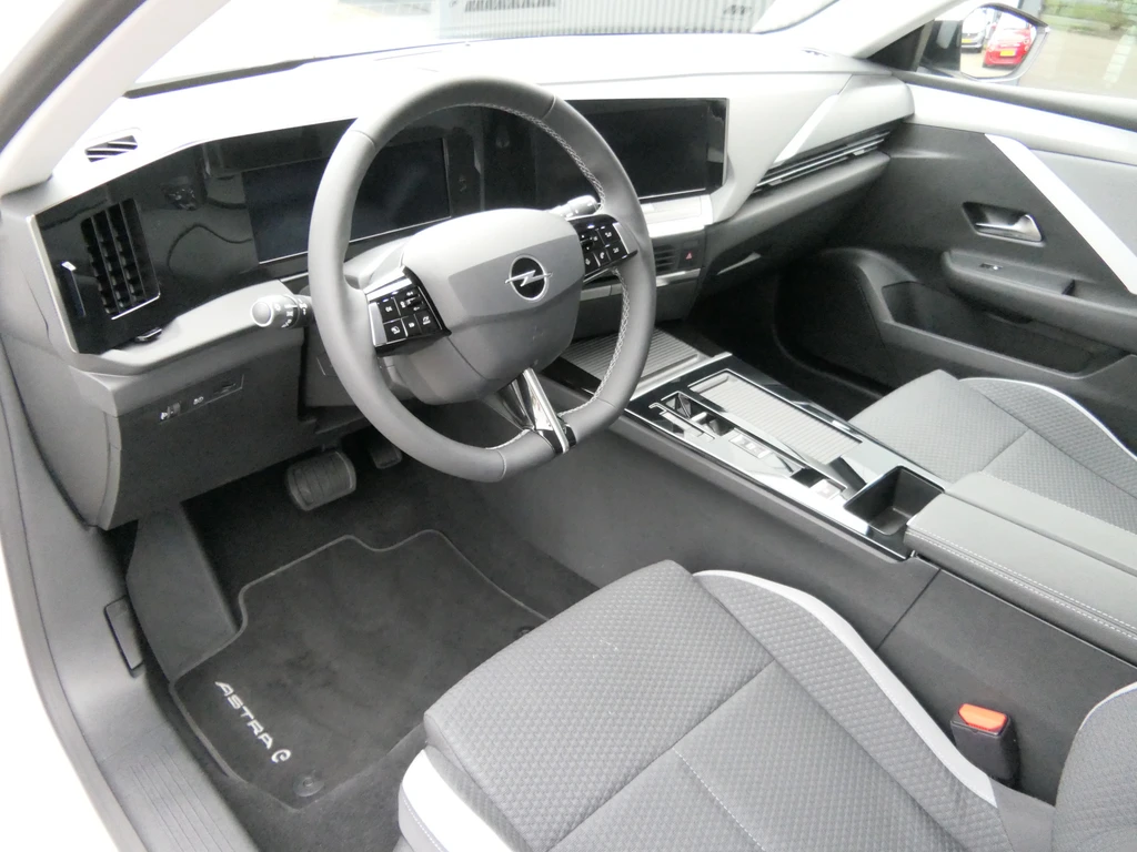 Opel Astra – foto 9