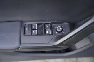 SEAT Leon – thumbnail 15