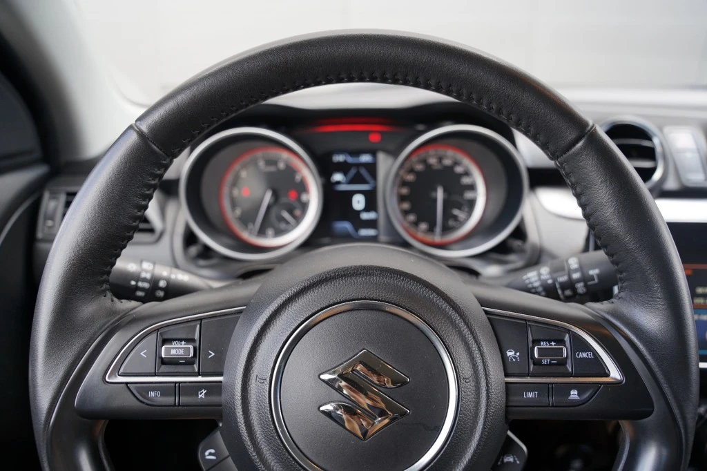 Suzuki Swift – foto 13