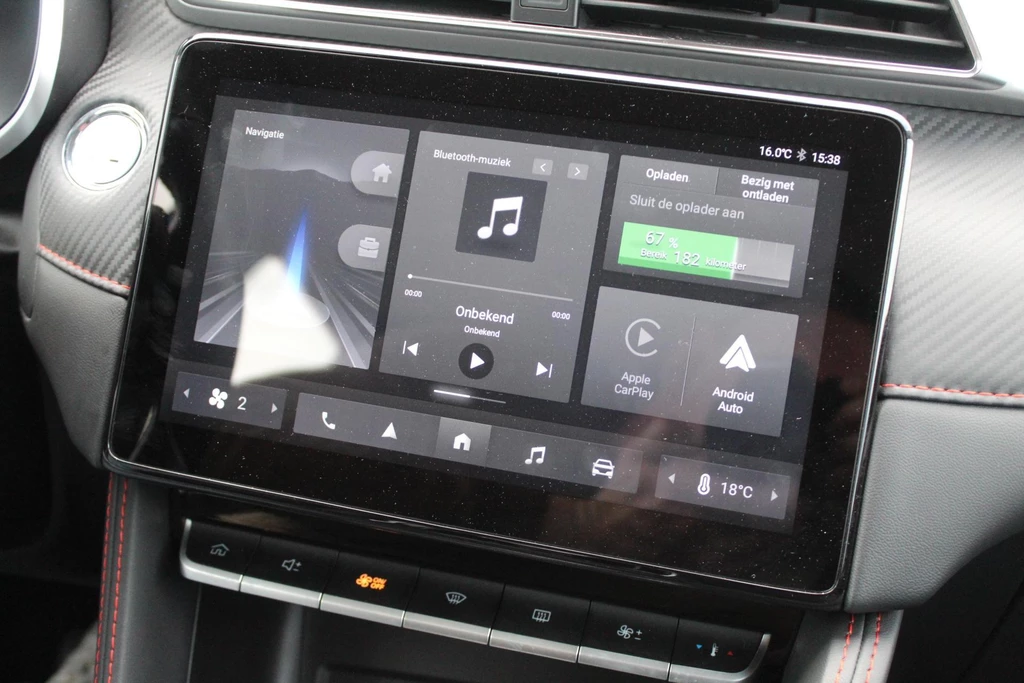 MG ZS EV – foto 32