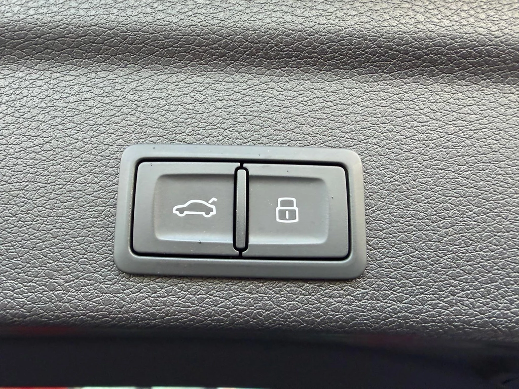 Audi RSQ3 – foto 30