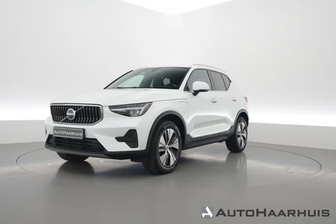 Volvo XC40 1.5 T4 Plug-in hybrid Plus Bright | SOH 97.4% |parelmoer wit | Keyless | Camera | Apple CarPlay | Harman Kardon | Stoel-Stuurverw. | Memory R
