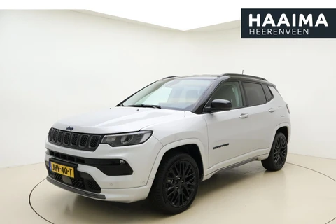 Jeep Compass 4xe 240 Plug-in Hybrid Electric S Automaat | Navigatie | Lederen bekleding | Camera | Keyless | Zwart dak | Lichtmetalen velgen black | Extra getint glas