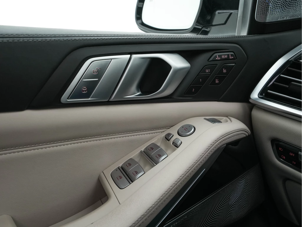 BMW X7 – foto 36