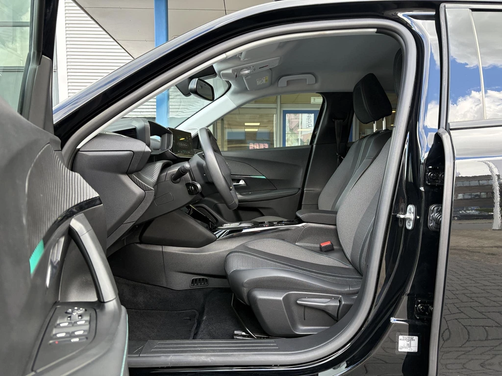 Peugeot e-2008 – foto 13