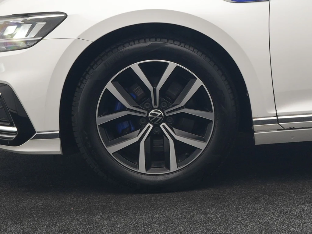 Volkswagen Passat – foto 43