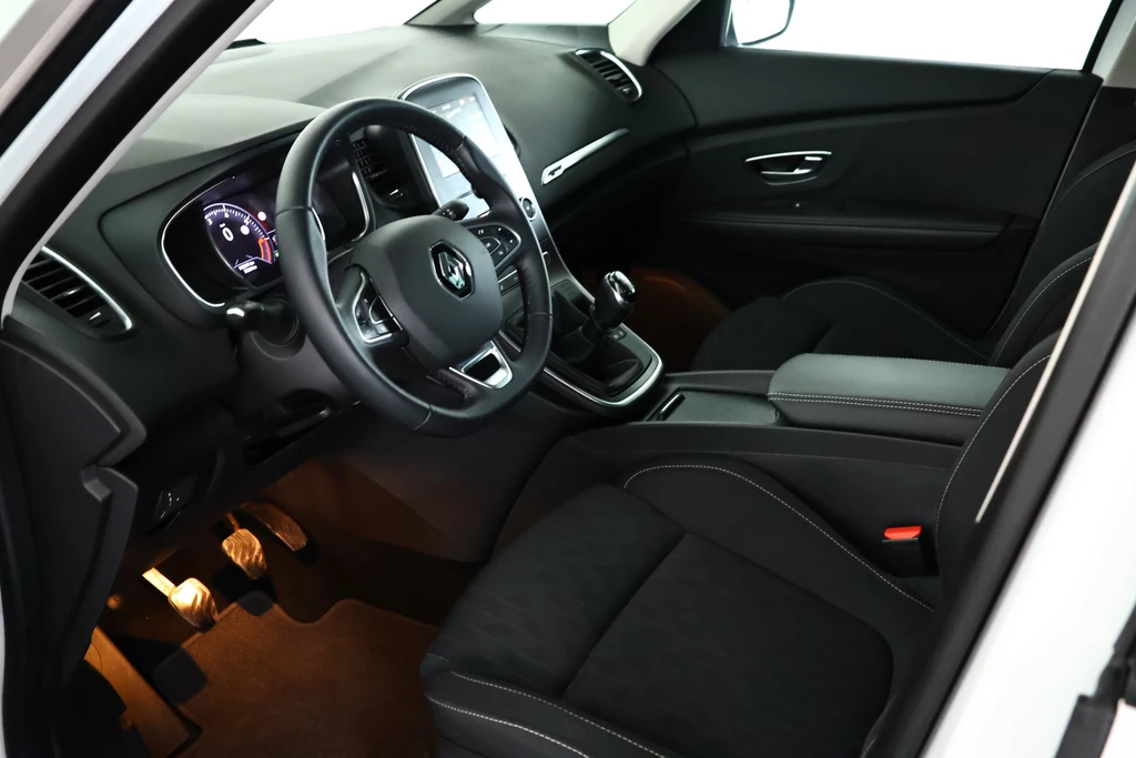 Renault Grand Scénic – foto 12