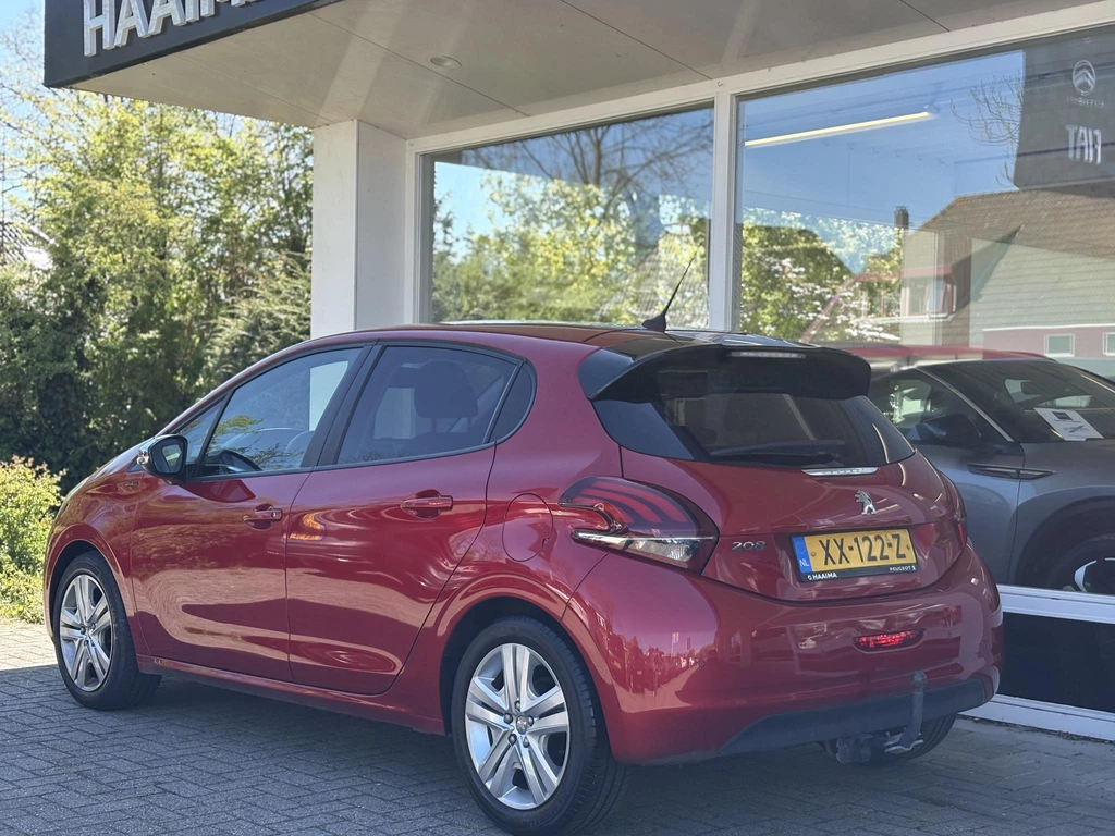 Peugeot 208 – foto 2