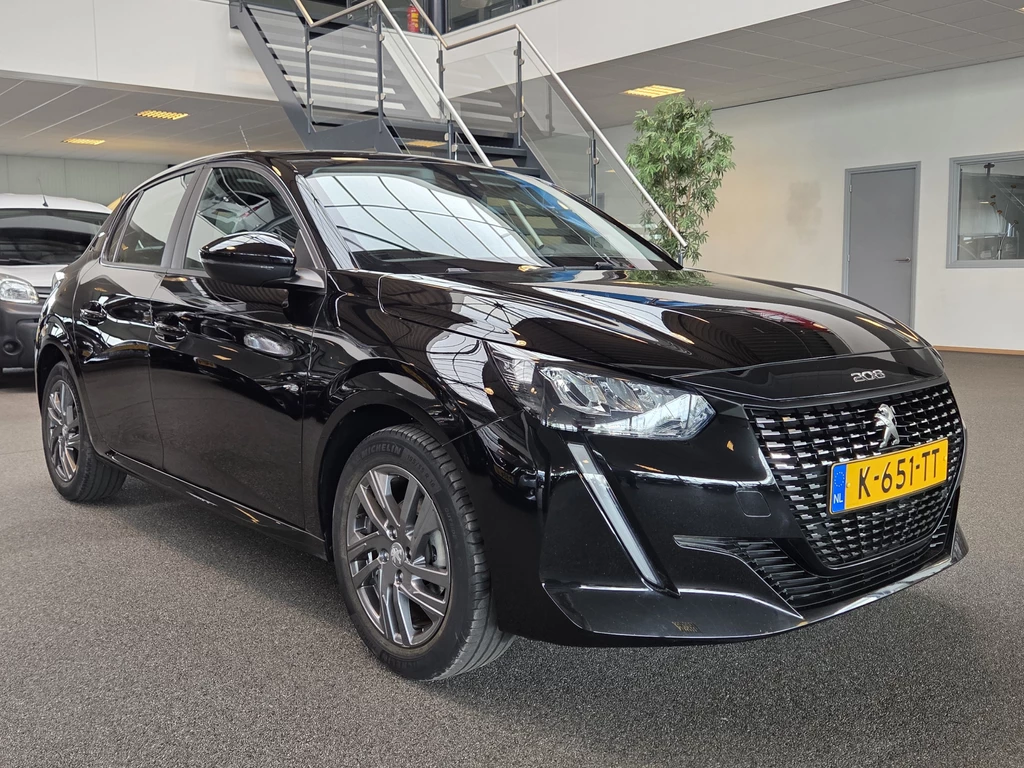 Peugeot 208 – foto 8