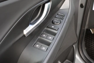 Hyundai i30 – thumbnail 17