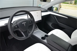 Tesla Model Y – thumbnail 10