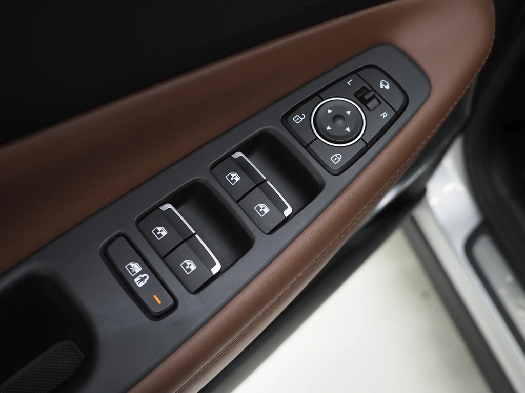 Hyundai Santa Fe – foto 22