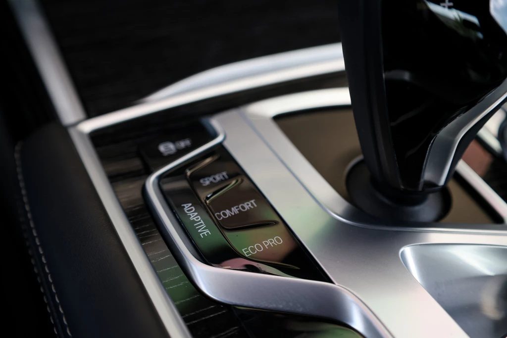 BMW 7 Serie – foto 42
