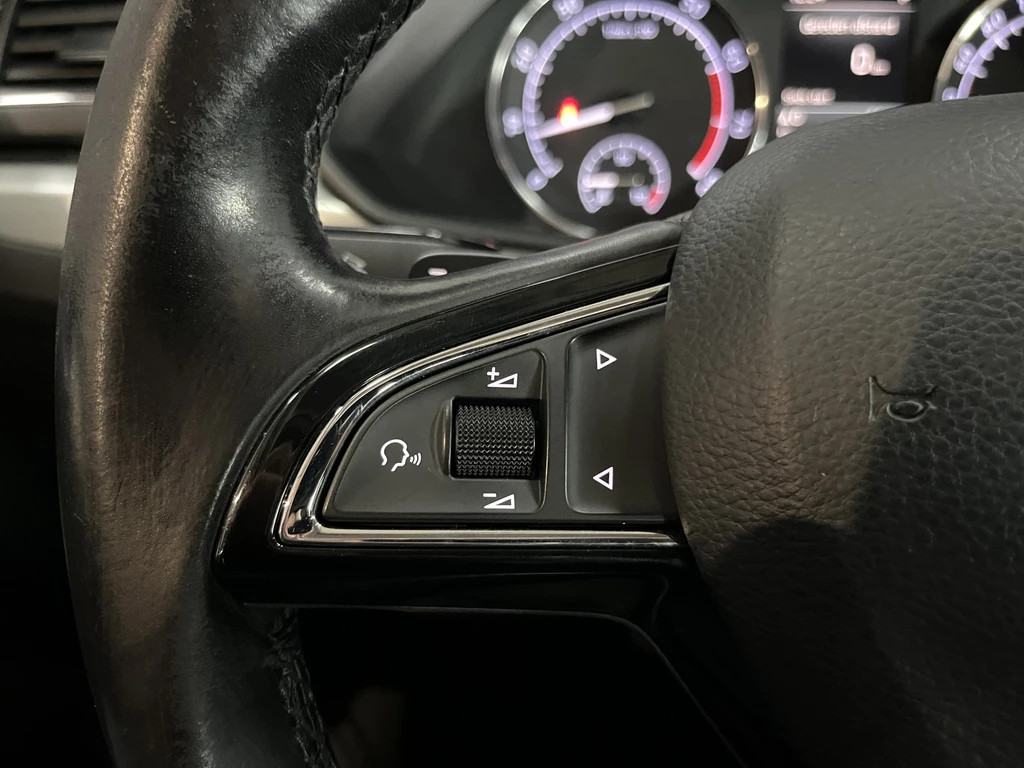 Škoda Superb – foto 16