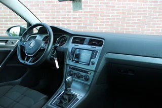 Volkswagen Golf – thumbnail 9