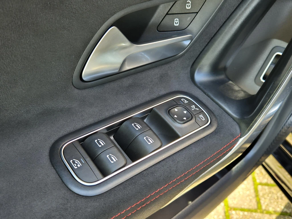 Mercedes-Benz CLA – foto 21