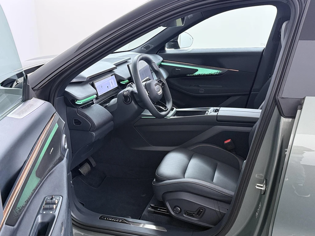 Lynk & Co 08 – foto 14