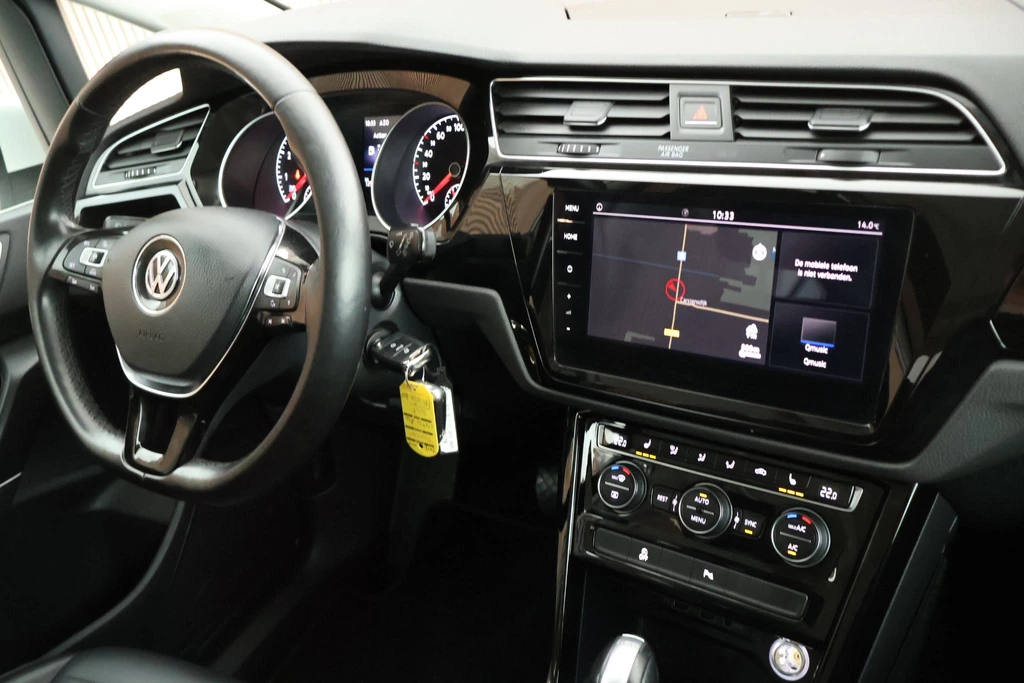 Volkswagen Touran – foto 8