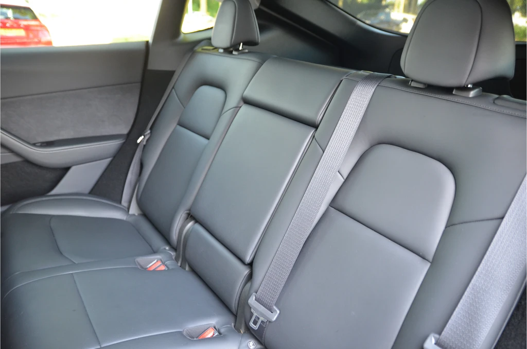 Tesla Model Y – foto 14