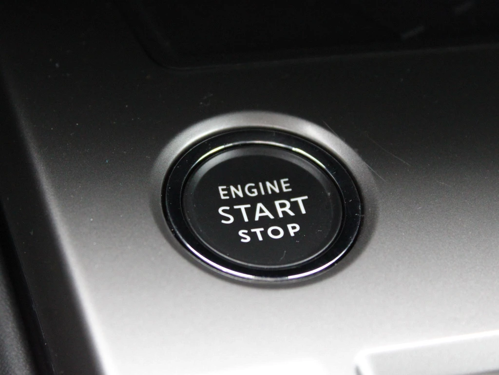 Peugeot 408 – foto 32