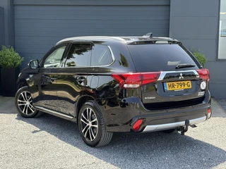 Mitsubishi Outlander – thumbnail 2
