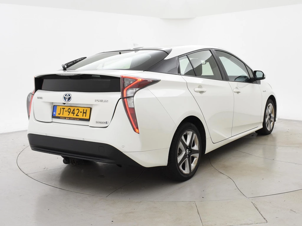 Toyota Prius – foto 4