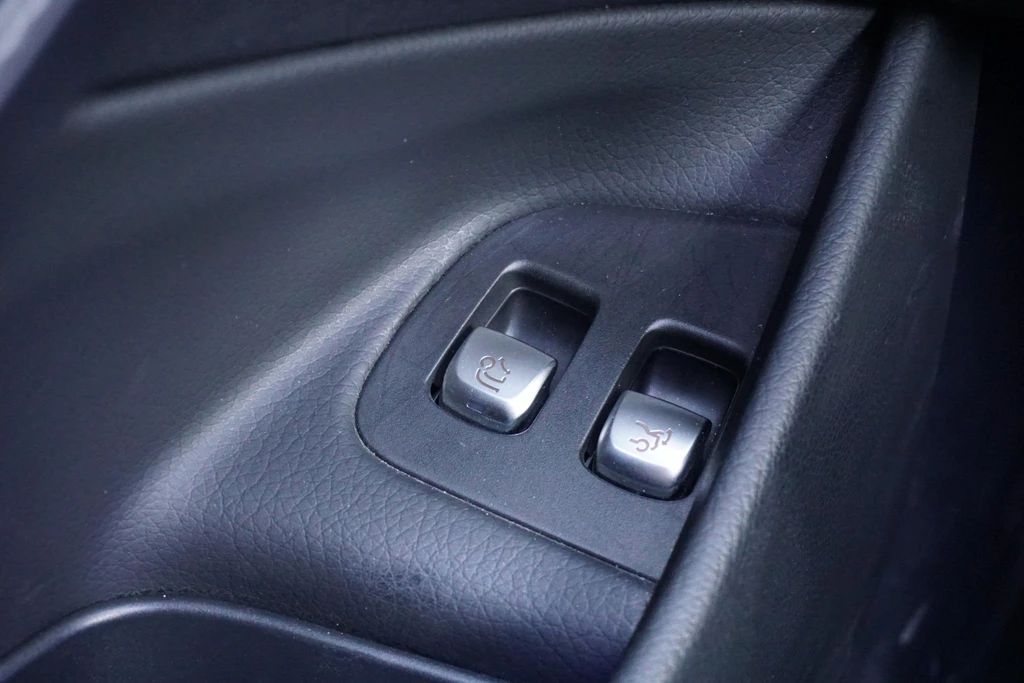 Mercedes-Benz E-Klasse – foto 24