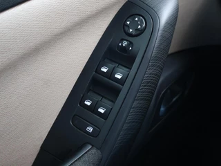 Citroën Grand C4 Picasso – thumbnail 43