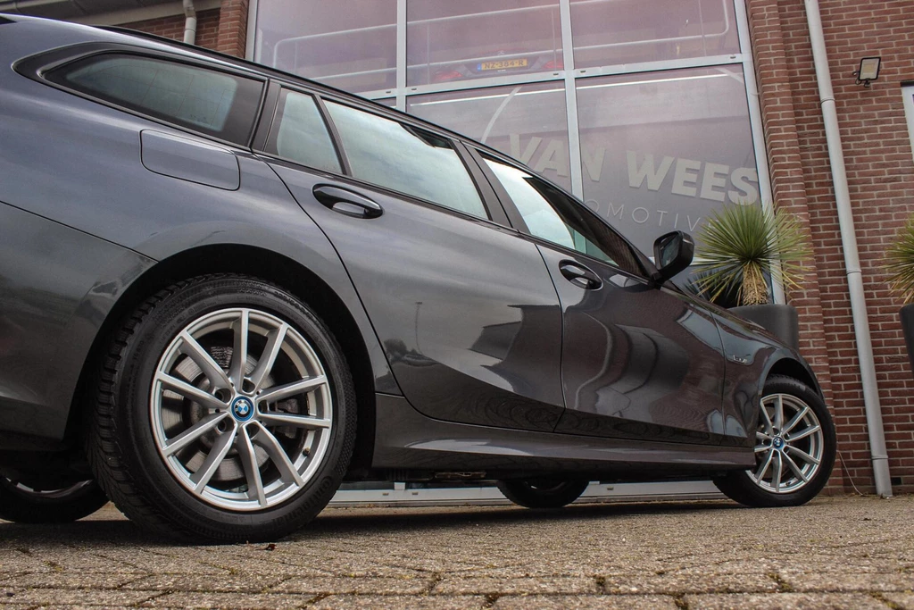 BMW 3 Serie – foto 8