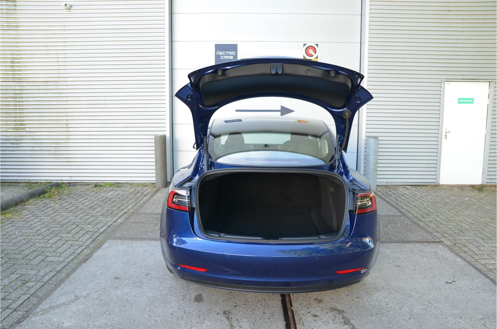 Tesla Model 3 – foto 34