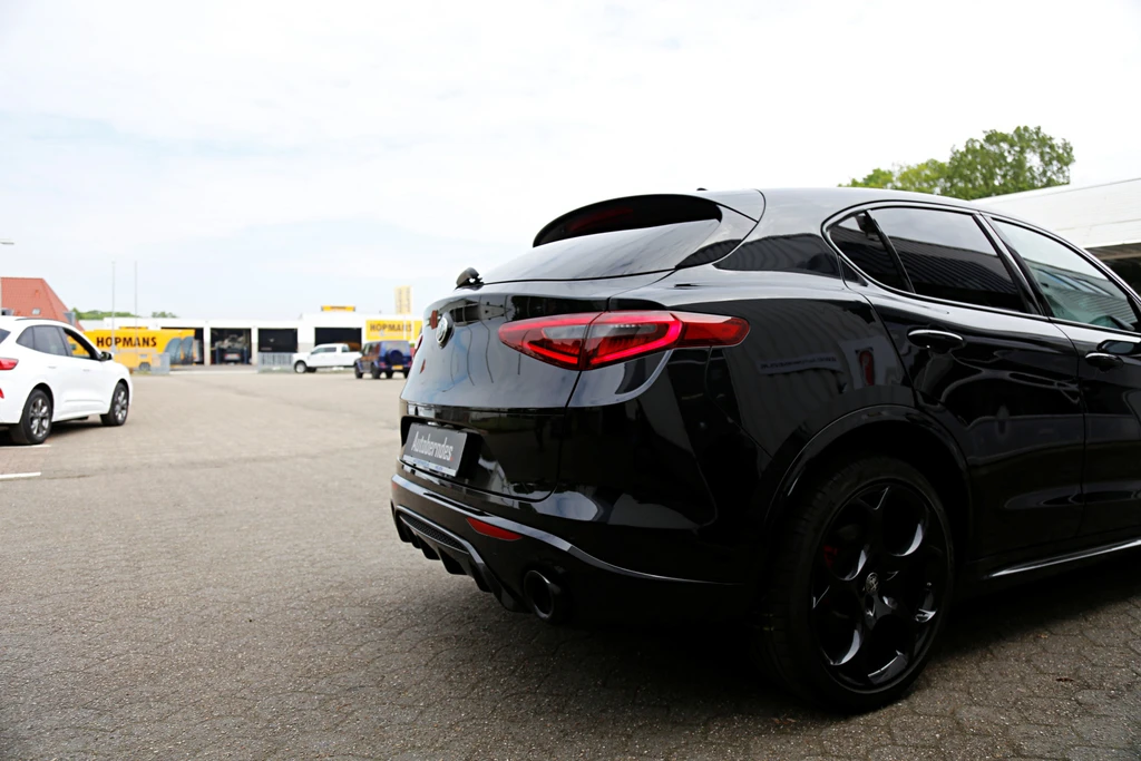 Alfa Romeo Stelvio – foto 14