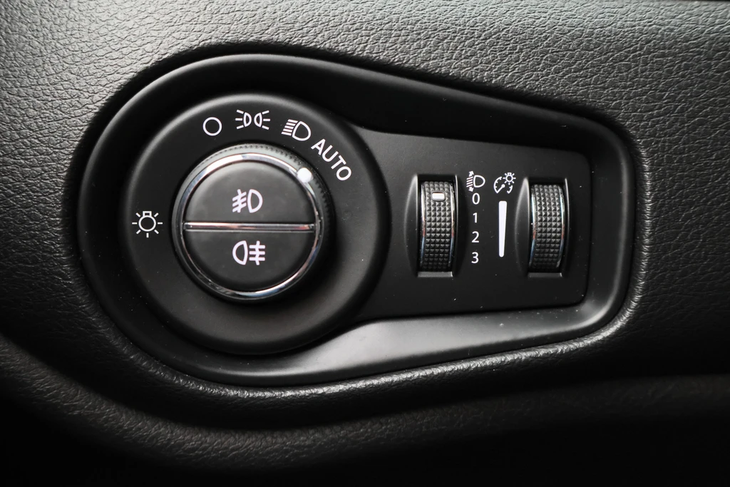 Jeep Renegade – foto 30