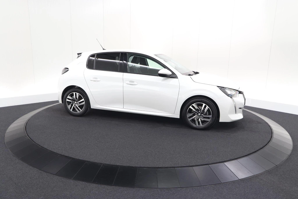 Peugeot 208 – foto 10