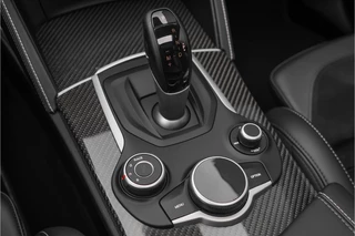 Alfa Romeo Stelvio – thumbnail 35