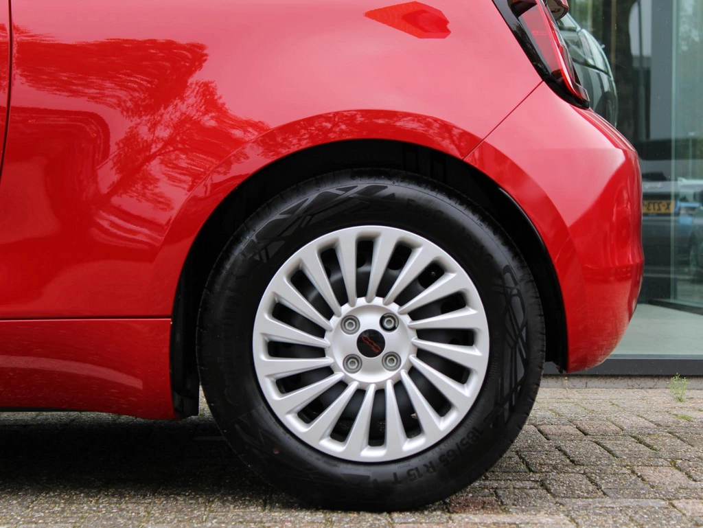 Fiat 500e – foto 25