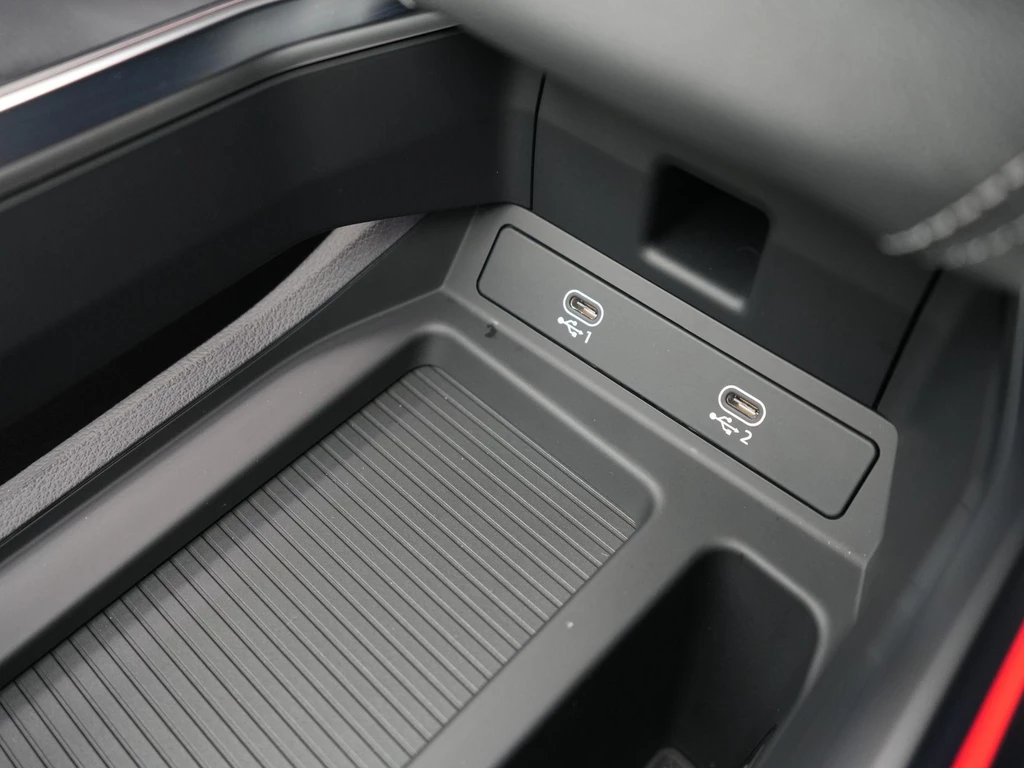 Audi Q8 Sportback e-tron – foto 44