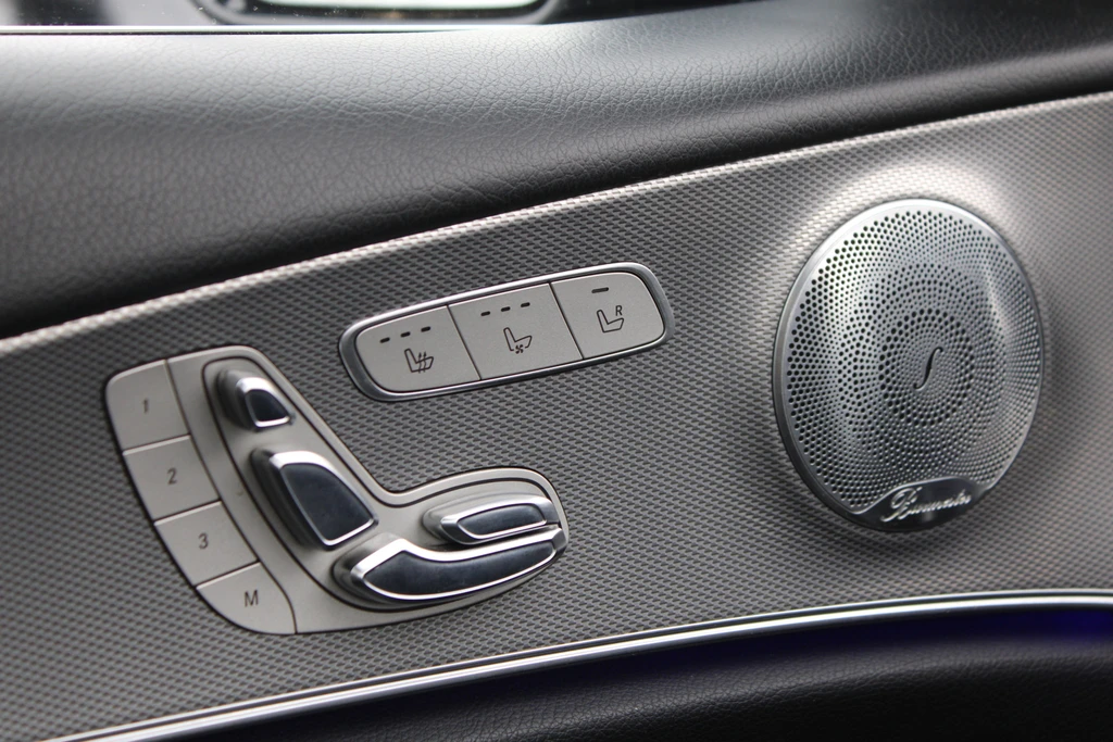 Mercedes-Benz E-Klasse – foto 24
