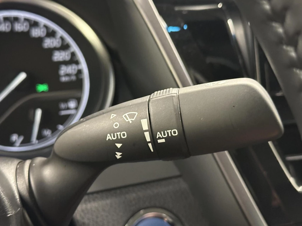 Toyota Camry – foto 22