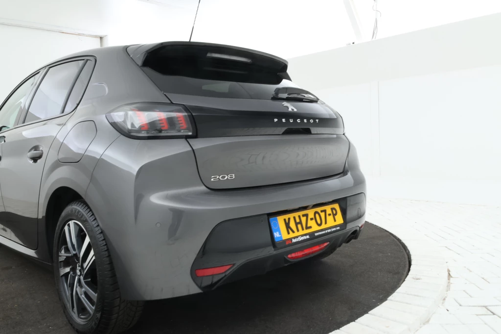 Peugeot 208 – foto 3