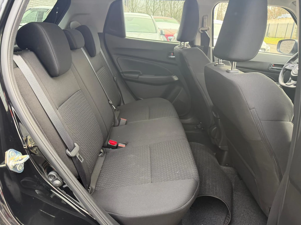 Suzuki Swift – foto 18
