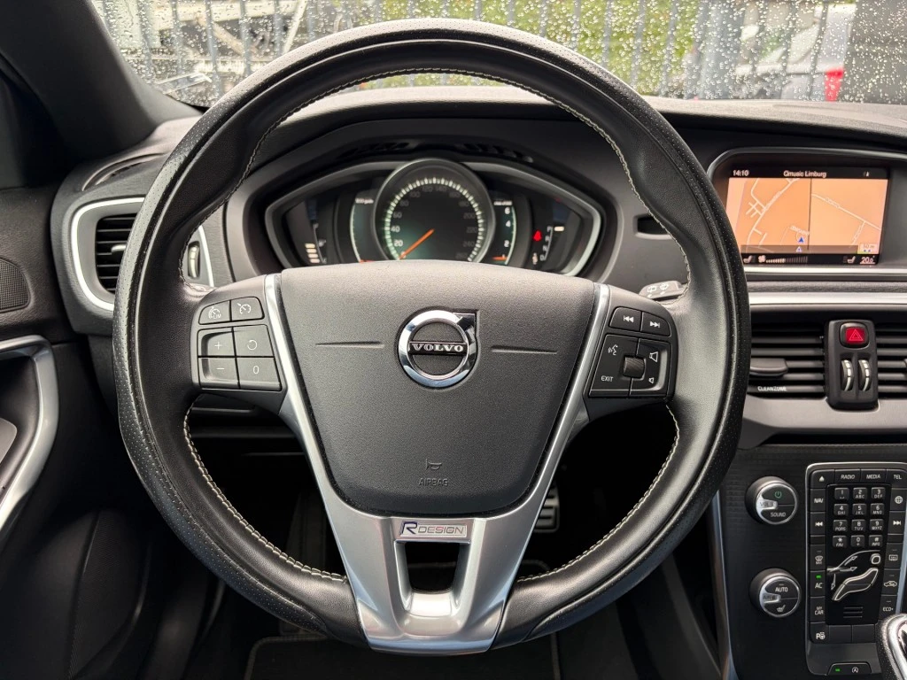 Volvo V40 – foto 16