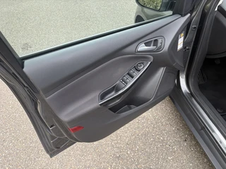 Ford Focus – thumbnail 12